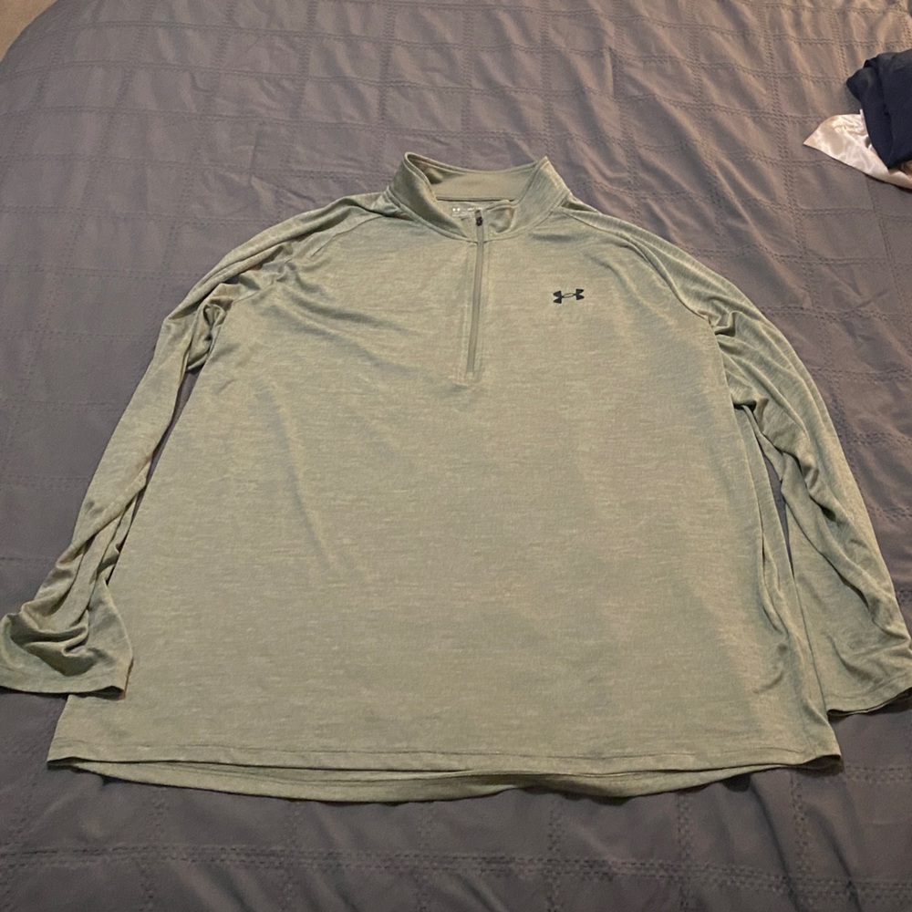 Under Armour Men's Light Green Long Sleeve Tee